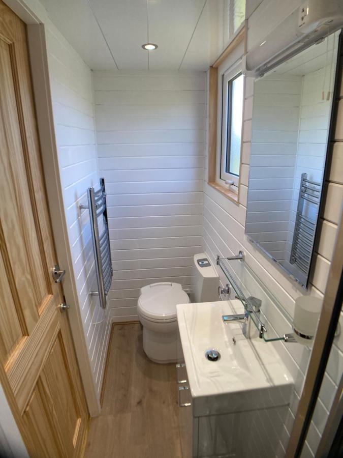 The Cedar Tiny House Villa Coldingham Eksteriør billede