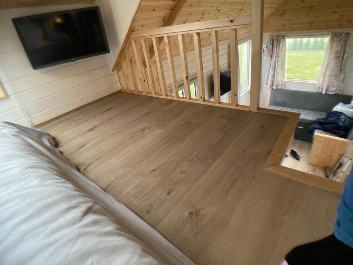 The Cedar Tiny House Villa Coldingham Eksteriør billede
